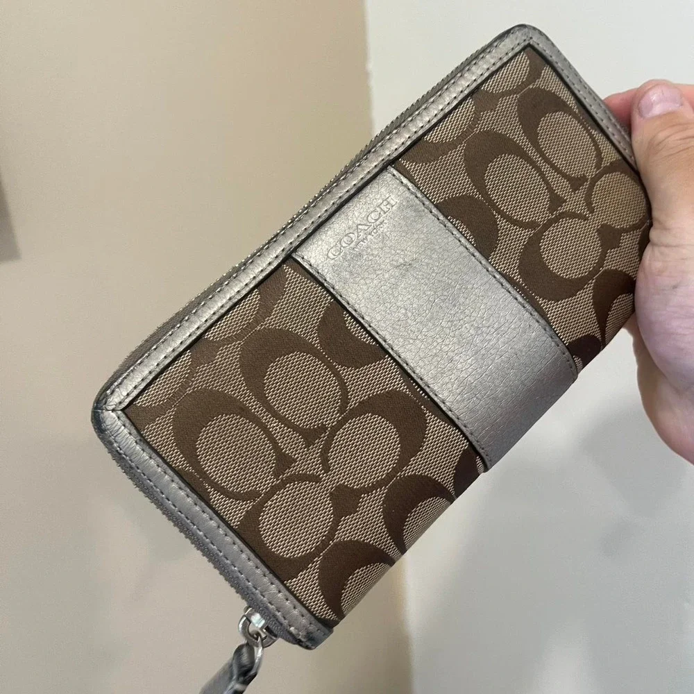 Coach y2k 2000s